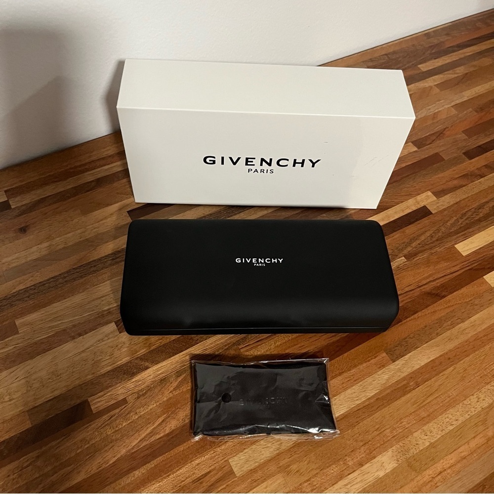 Givenchy hard Sunglasses Case with dust cloth and box